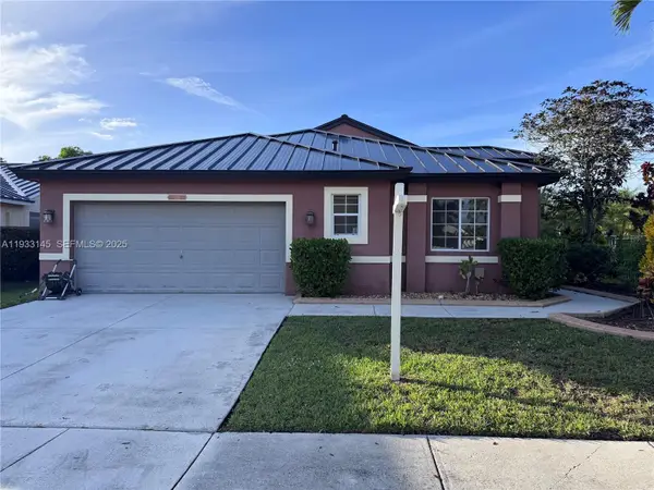 326 SW 162nd Ave, Pembroke Pines, FL 33027