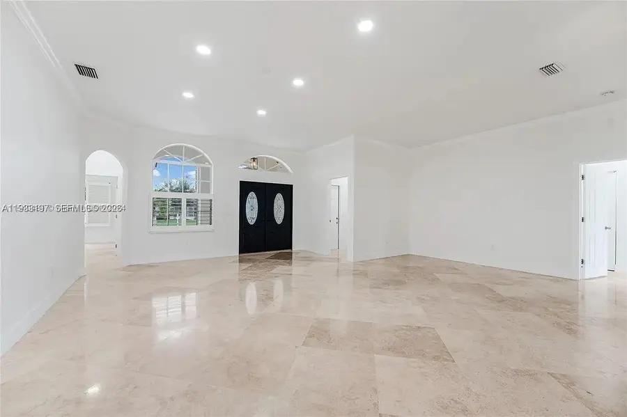 2755 Dunwoodie, Homestead, FL 33035 - Image #2