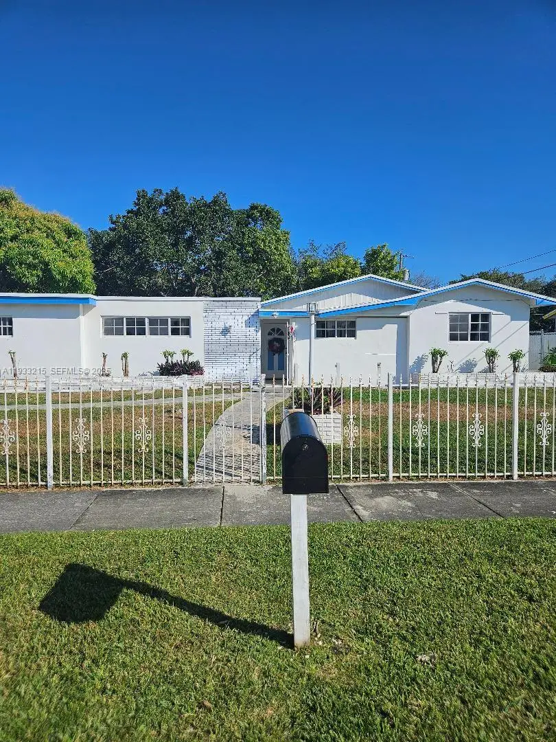 17601 SW 108th Ct, Miami, FL 33157 - Image #1