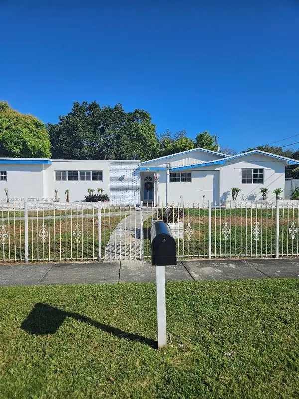 17601 SW 108th Ct, Miami, FL 33157