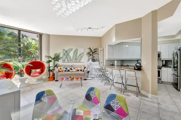 2000 Island Blvd #203, Aventura, FL 33160