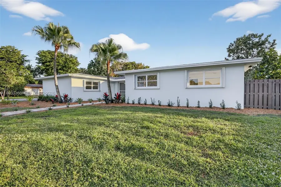 6800 NW 7th St, Plantation, FL 33317 - #2