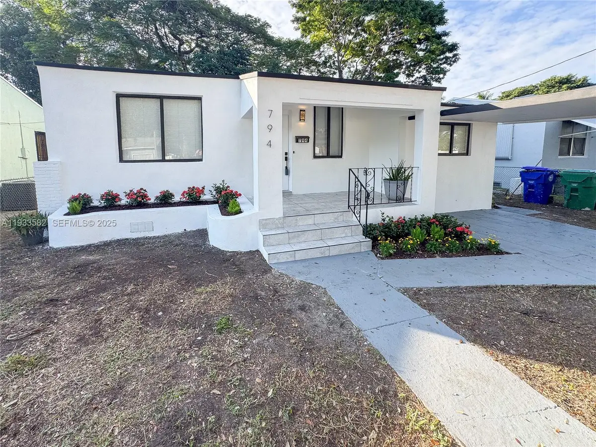794 NW 44th St, Miami, FL 33127 - Image #1