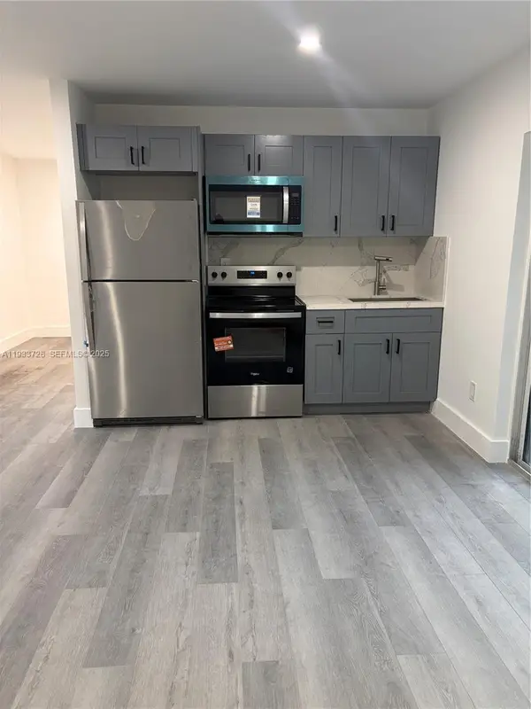 Address Withheld By Seller, Miami, FL 33167