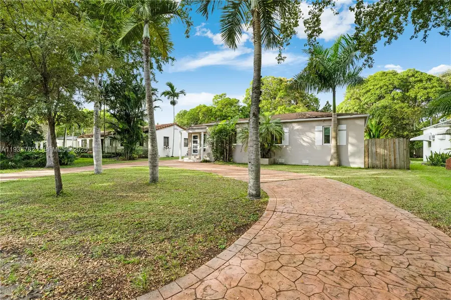 125 NW 88th St, El Portal, FL 33150 - Image #2