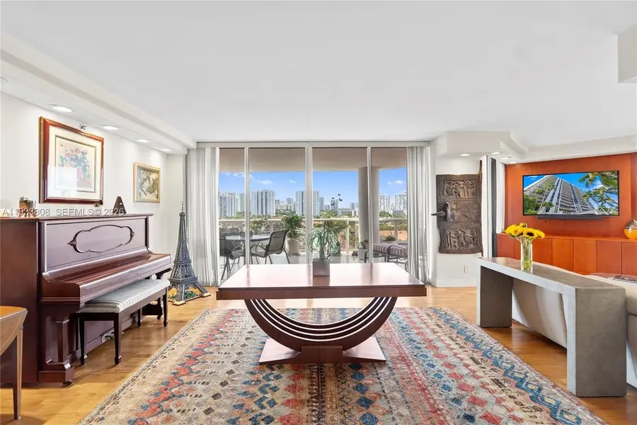 3598 Yacht Club Dr #1003, Aventura, FL 33180 - Image #3