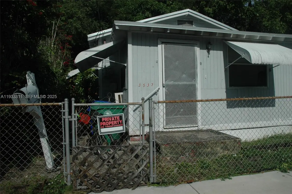 3537 Charles Ave, Miami, FL 33133 - #1