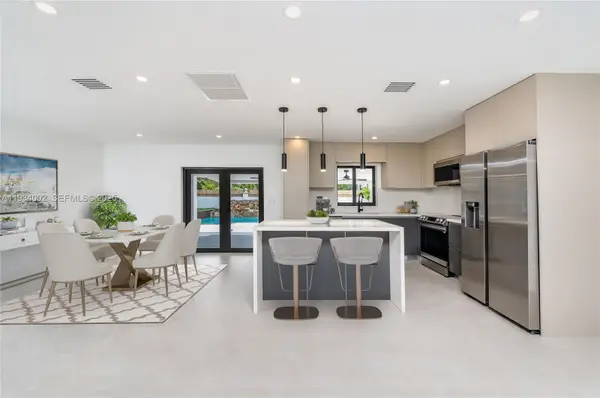 9230 SW 183rd Ter, Palmetto Bay, FL 33157