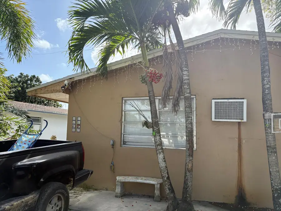 1160 NW 9th St, Homestead, FL 33030 - Image #2