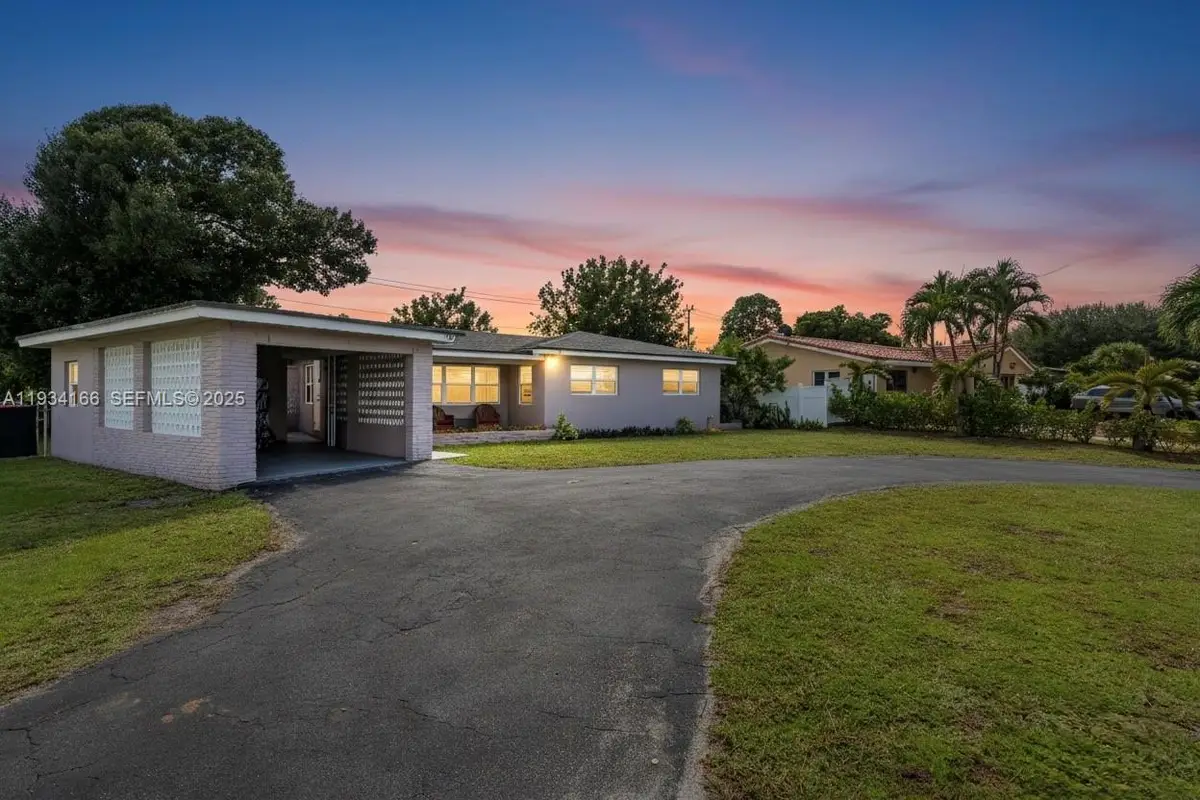 312 NW 35, Oakland Park, FL 33309 - Image #1