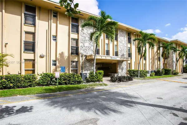 241 S Royal Poinciana Blvd #305, Miami Springs, FL 33166