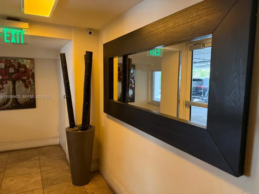 910 Michigan Ave #305, Miami Beach, FL 33139 - Image #2