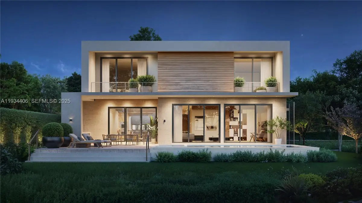 2096 Alamanda Dr, North Miami, FL 33181 - Image #1