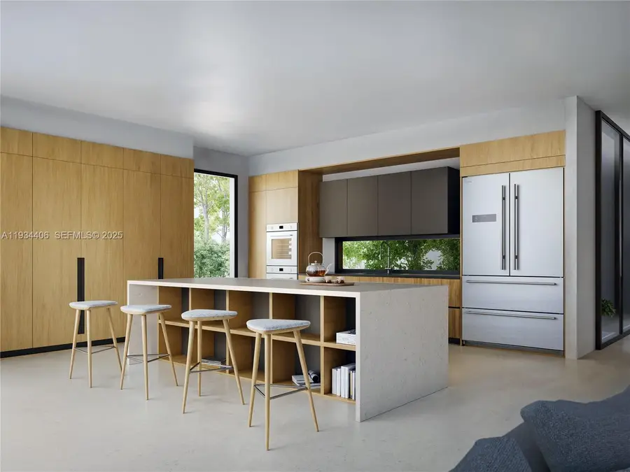 2096 Alamanda Dr, North Miami, FL 33181 - Image #3