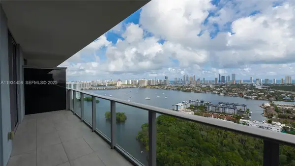 16385 Biscayne Blvd #3117, North Miami Beach, FL 33160