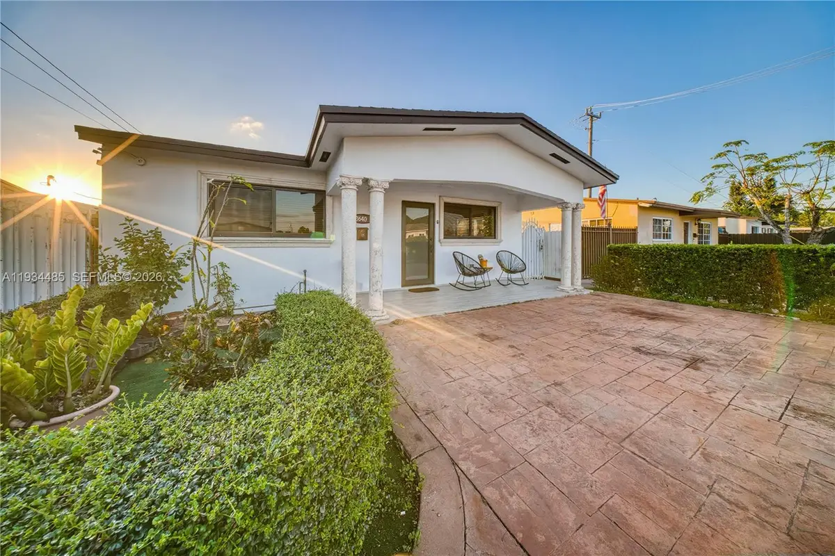3640 SW 92nd Ave, Miami, FL 33165 - Image #1