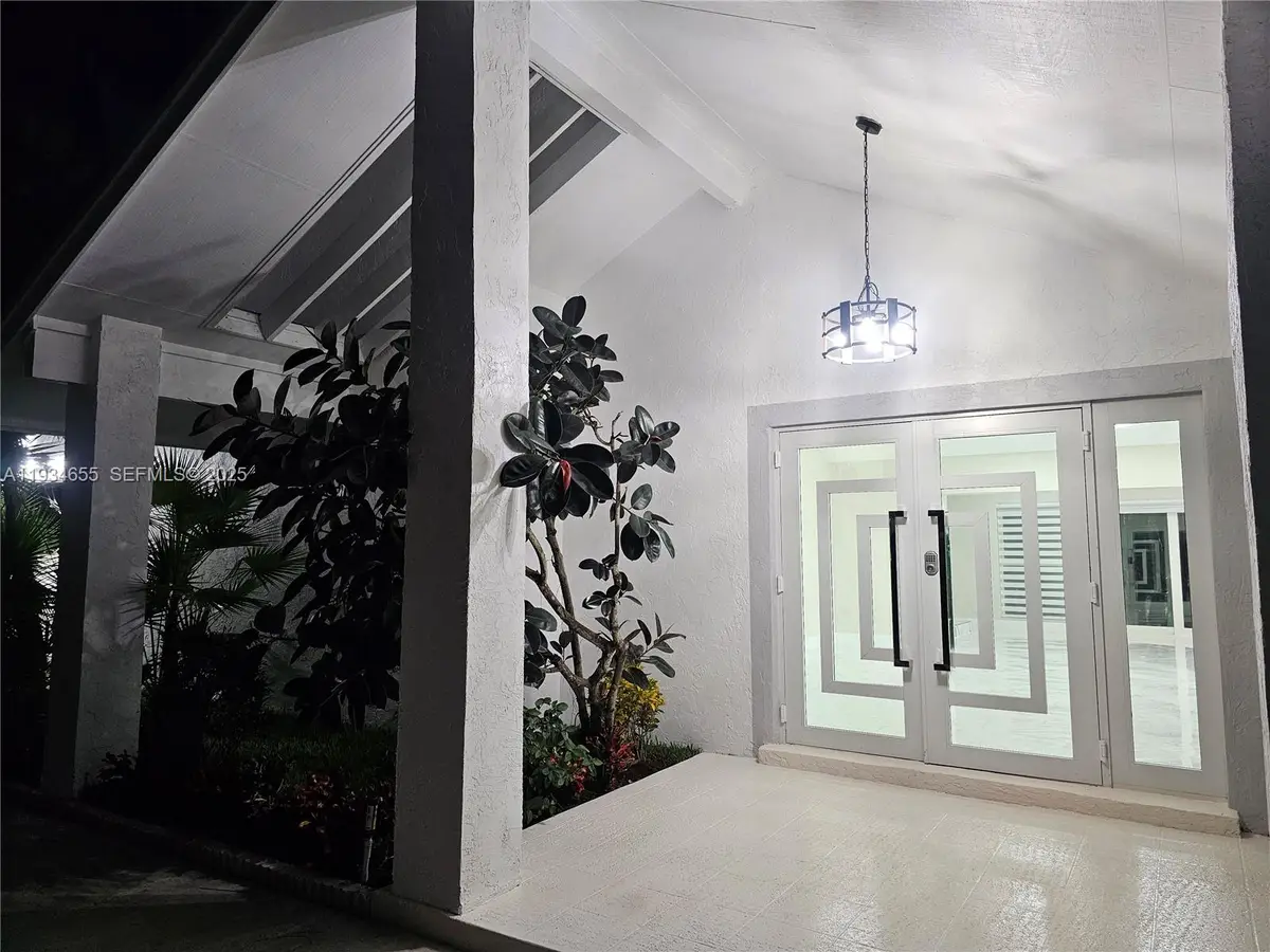 4 Alford Ct, Palm Beach Gardens, FL 33418 - Image #1