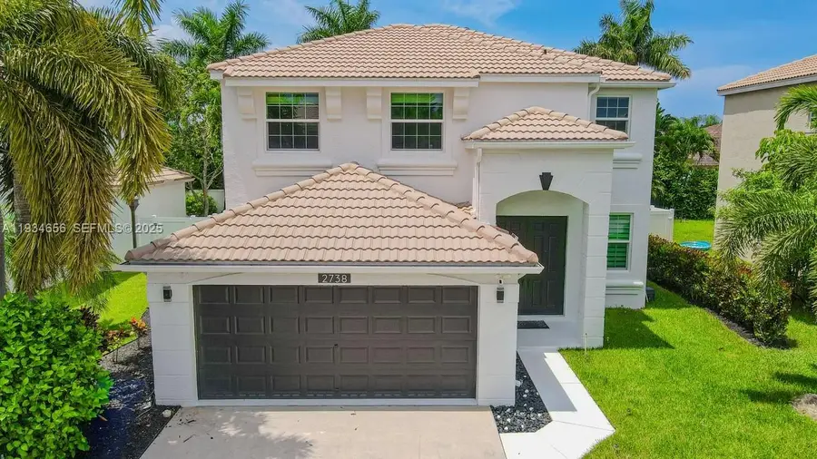 2738 Misty Oaks Cir, Royal Palm Beach, FL 33411 - Image #3