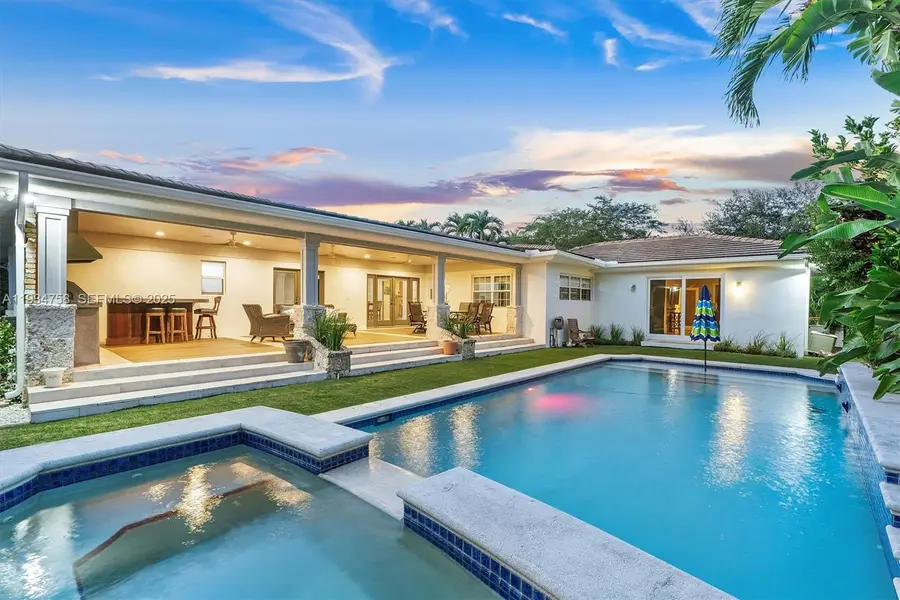 390 NE 103rd St, Miami Shores, FL 33138 - Image #2