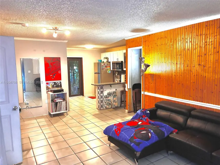 2775 W 62nd Pl #103, Hialeah, FL 33016 - Image #3