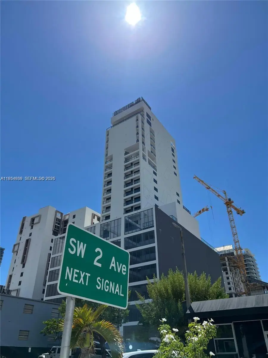 239 SW 9th St #2103, Miami, FL 33130 - Image #1