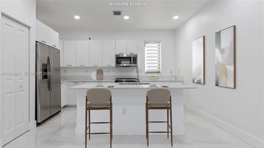 8206 NW 43rd St, Doral, FL 33166 - Image #3