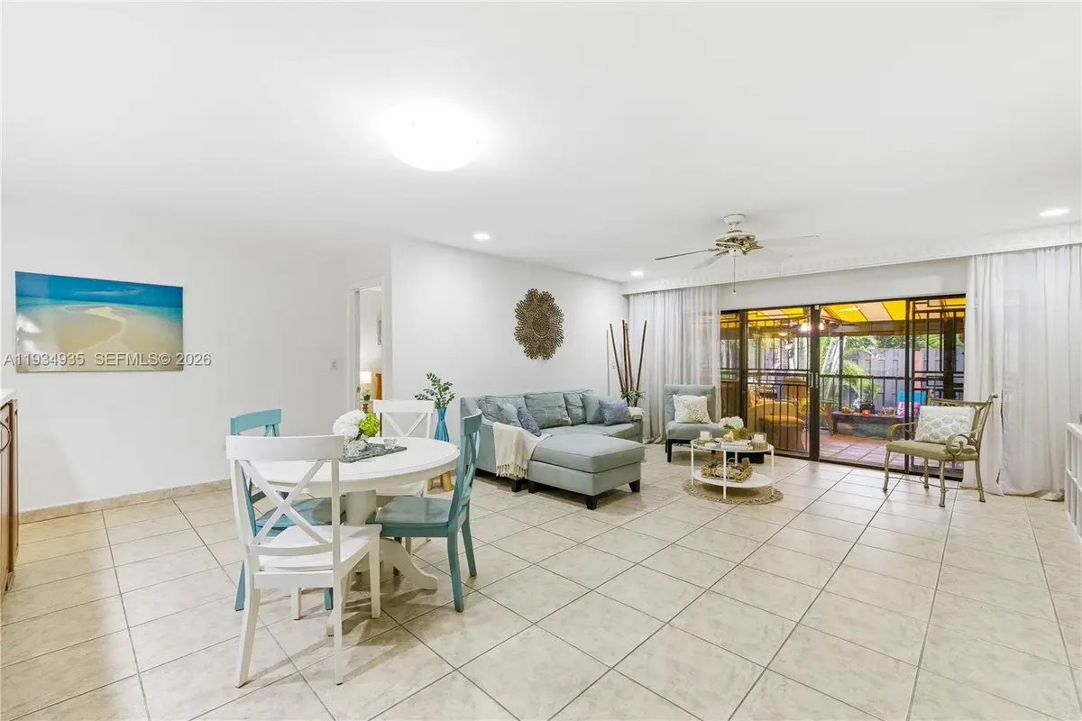 6358 Milk Wagon Ln, Miami Lakes, FL 33014 - Image #1