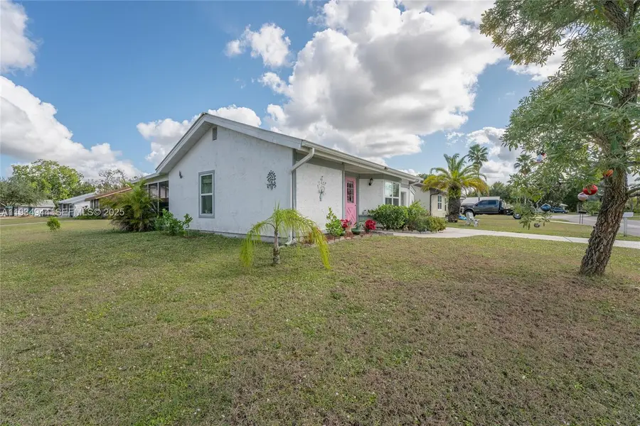 2001 Schooner Dr., Labelle, FL 33935 - Image #2