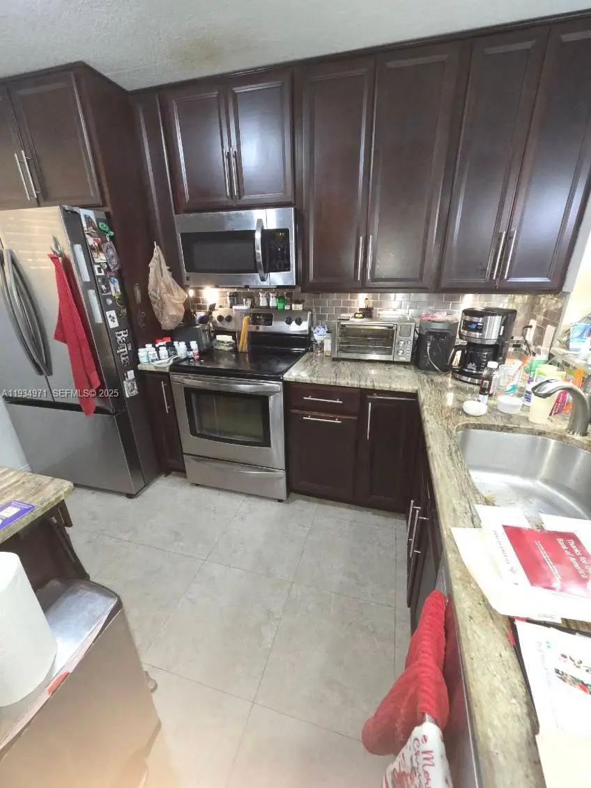 112 Lake Emerald Dr #106, Oakland Park, FL 33309 - Image #2