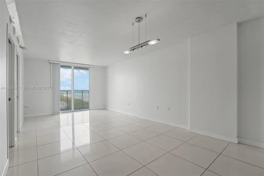 6969 Collins Ave #811, Miami Beach, FL 33141 - Image #3