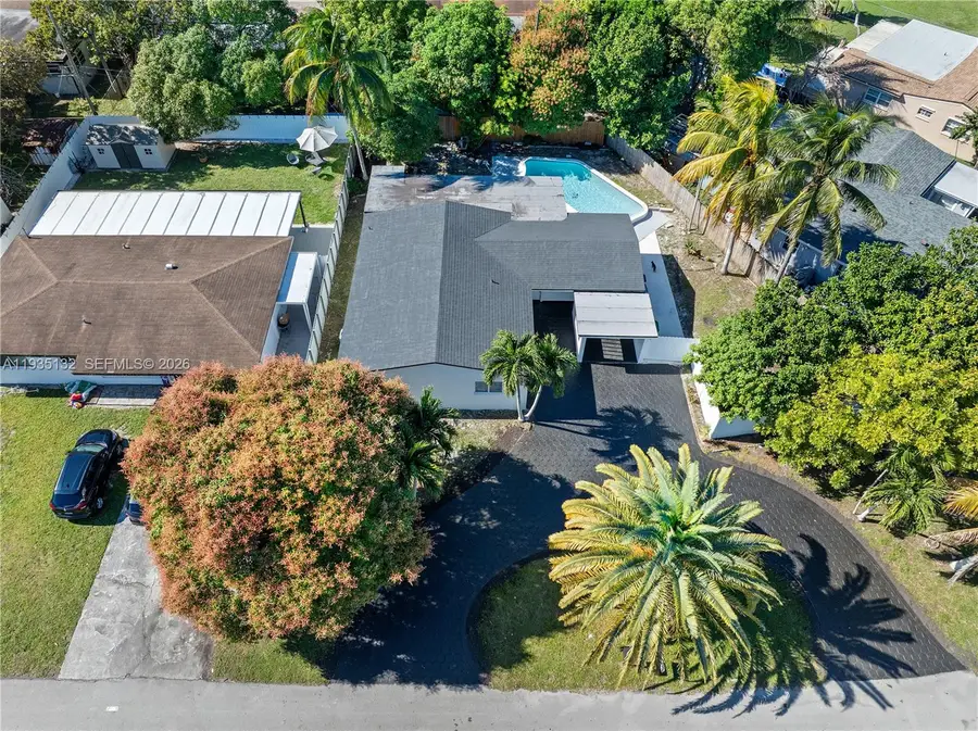 2902 SW 67th Ter, Miramar, FL 33023 - Image #2