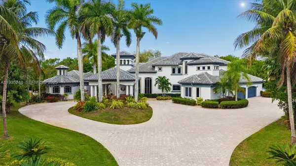 3079 Old Still Ln, Weston, FL 33331