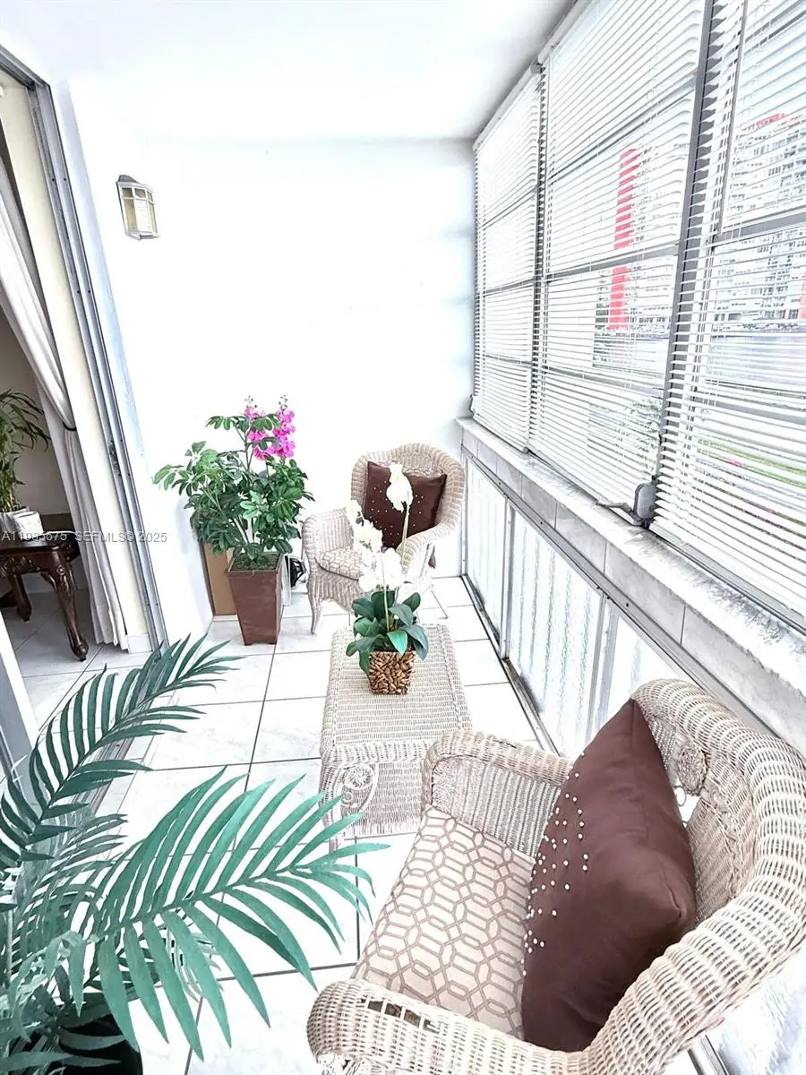 18601 NE 14th Ave #201, Miami, FL 33179 - Image #2