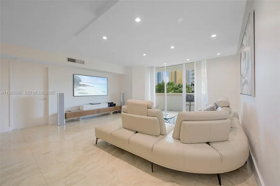 200 Sunny Isles Blvd #TH-205, Sunny Isles Beach, FL 33160 - Image #2