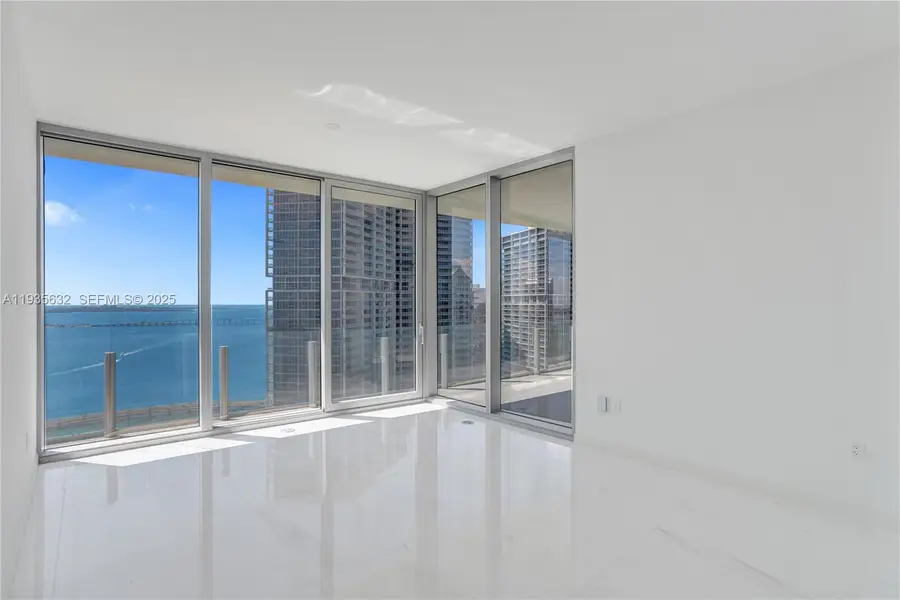 300 Biscayne Boulevard Way #3704C, Miami, FL 33131 - Image #3