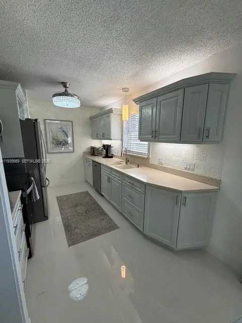 17 Lake Vista Trl #201, Port St Lucie, FL 34952