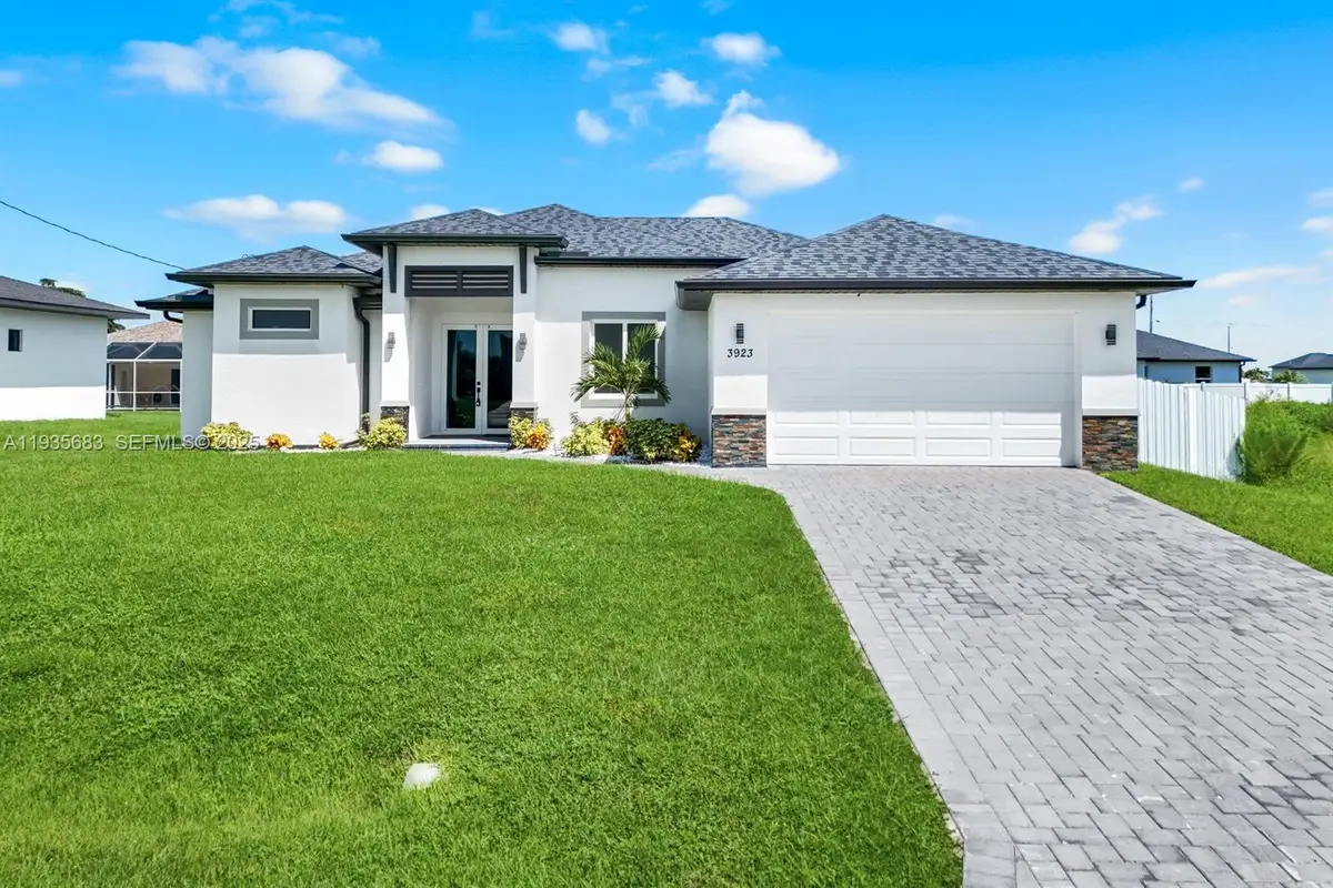 3923 Nw 38th St, Cape Coral, FL 33993 - Image #1
