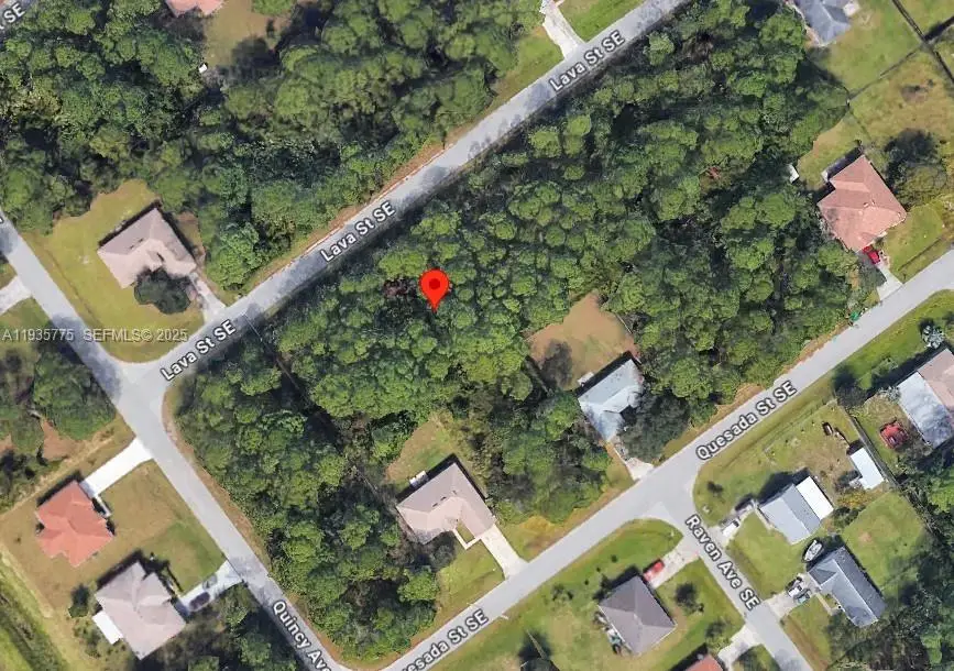 920 Lava St Se, Palm Bay, FL 32909 - Image #2