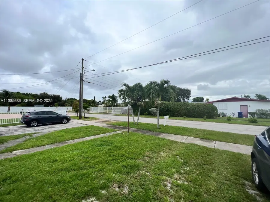 17120 NW 17th Ct, Miami Gardens, FL 33056 - Image #3