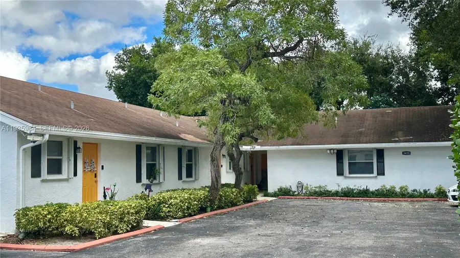 3620 NW 91st Ave, Sunrise, FL 33351 - Image #2