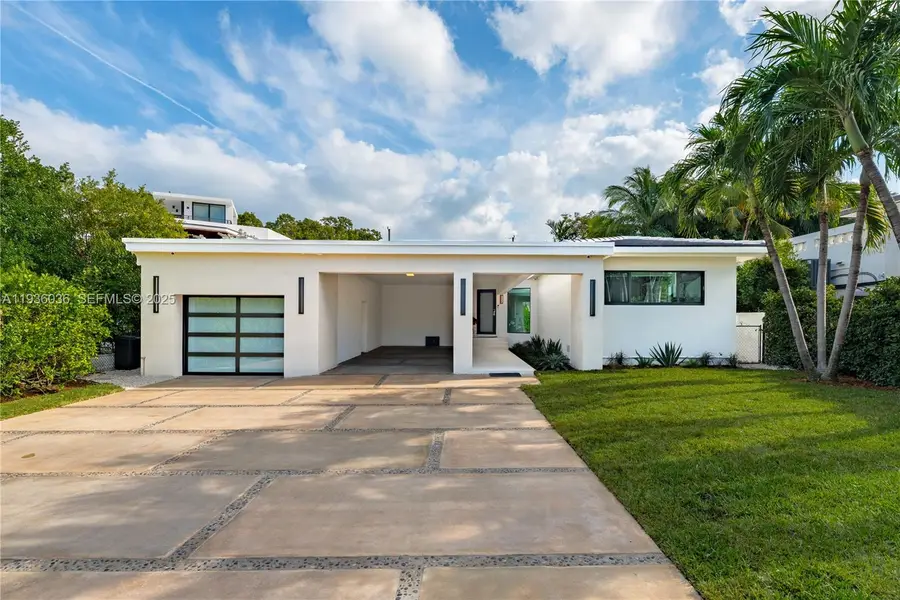 3141 N Bay Rd, Miami Beach, FL 33140 - Image #2