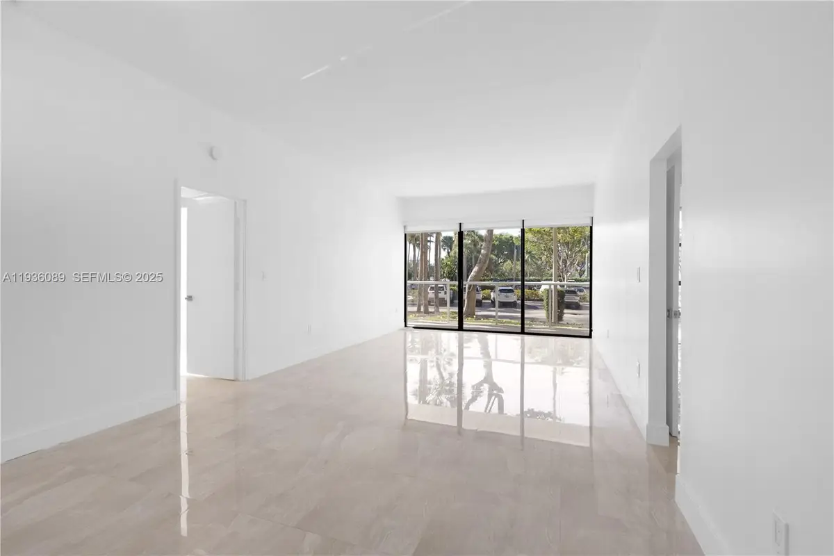3731 N Country Club Dr #124, Aventura, FL 33180 - Image #1
