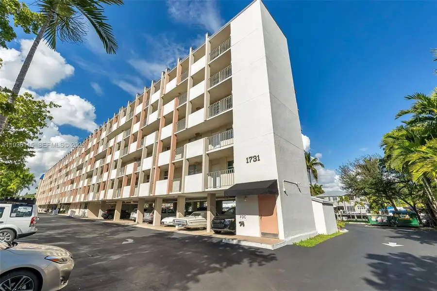 1731 SE 15th St #511, Fort Lauderdale, FL 33316 - Image #2