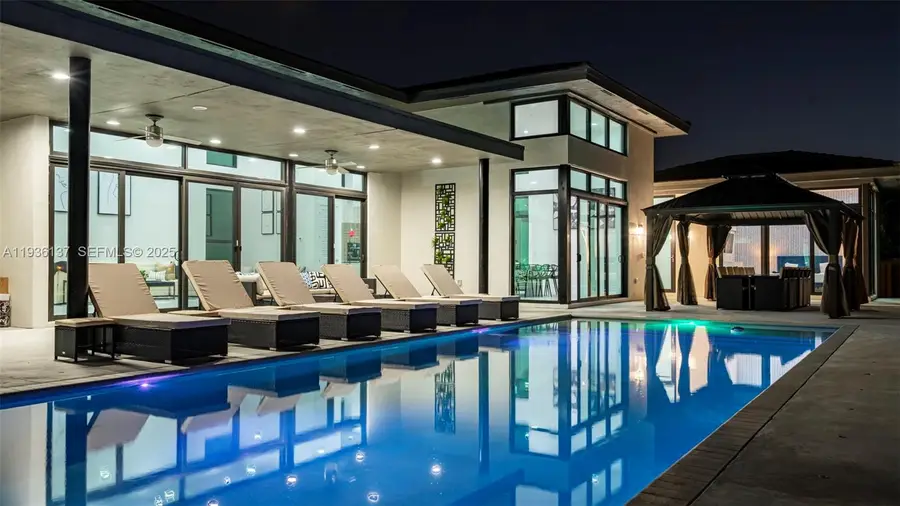 11911 NW 2 St, Plantation, FL 33325 - #2