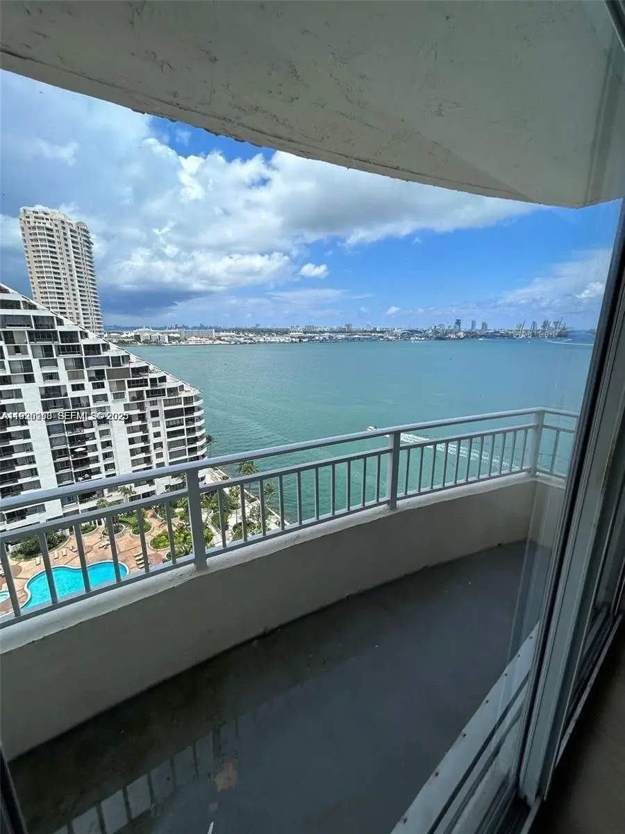 770 Claughton Island Dr #2109, Miami, FL 33131 - Image #1
