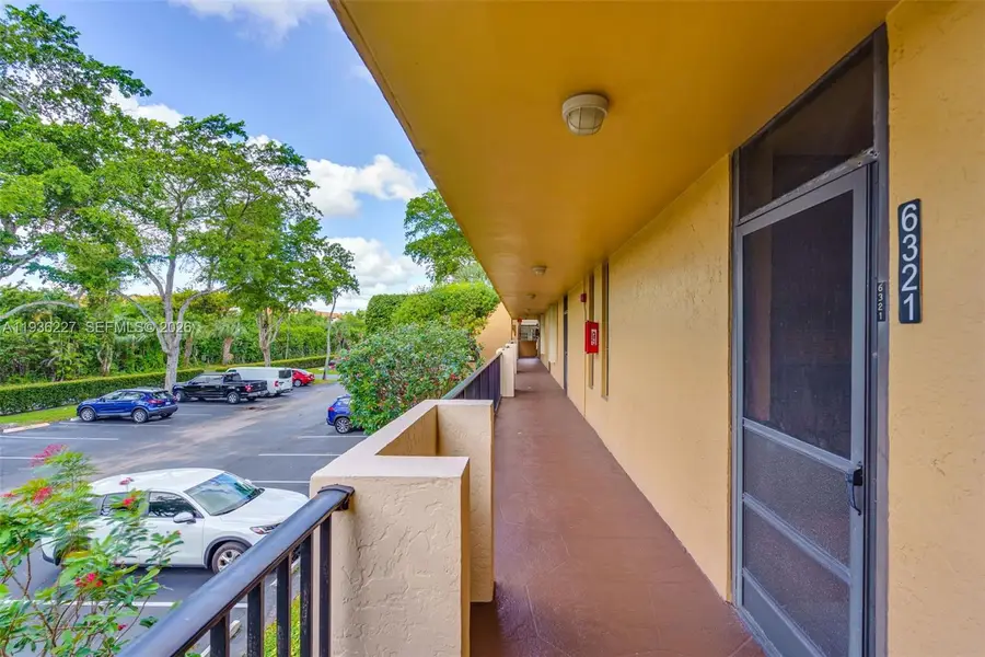 6321 Coral Lake Dr #209, Margate, FL 33063 - Image #2