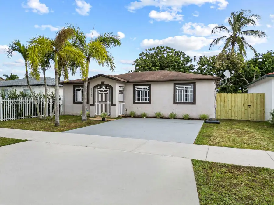 28901 SW 150th Pl, Homestead, FL 33033 - Image #2