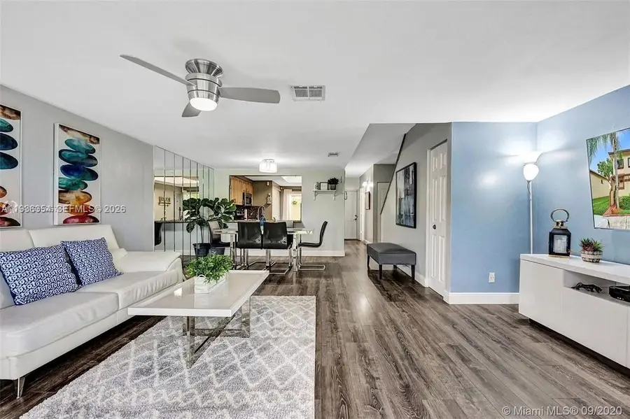 8925 Springtree Lakes Dr, Sunrise, FL 33351 - Image #3