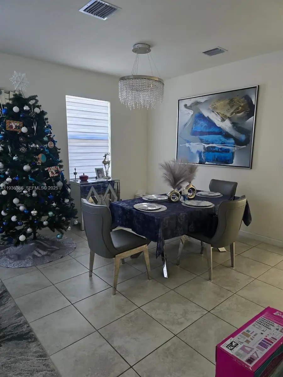 3368 W 105th Ter, Hialeah, FL 33018 - Image #3