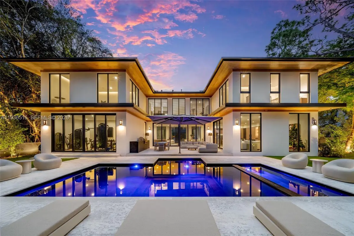 6003 SW 80th St, South Miami, FL 33143 - Image #1